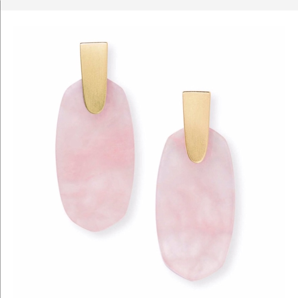 Kendra Scott Aragon Blush Mother-of-Pearl earrings